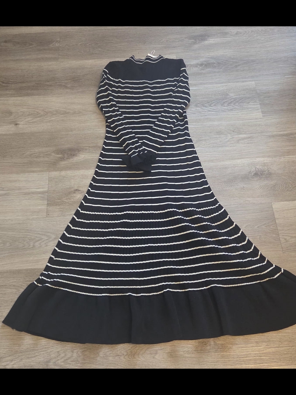 Sandro Elegant Black & White Striped Maxi Knit Dress with Button Front - Picture 4 of 9
